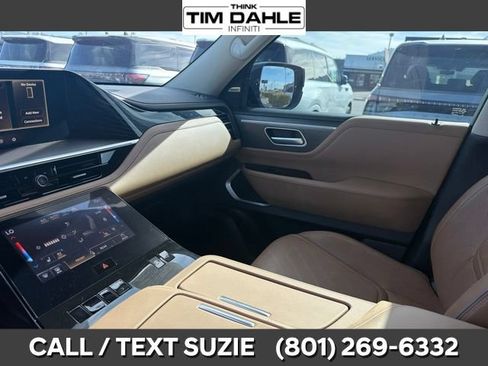 Certified 2025 INFINITI QX80 Luxe w/ Exterior Package AWD/4WD image 24