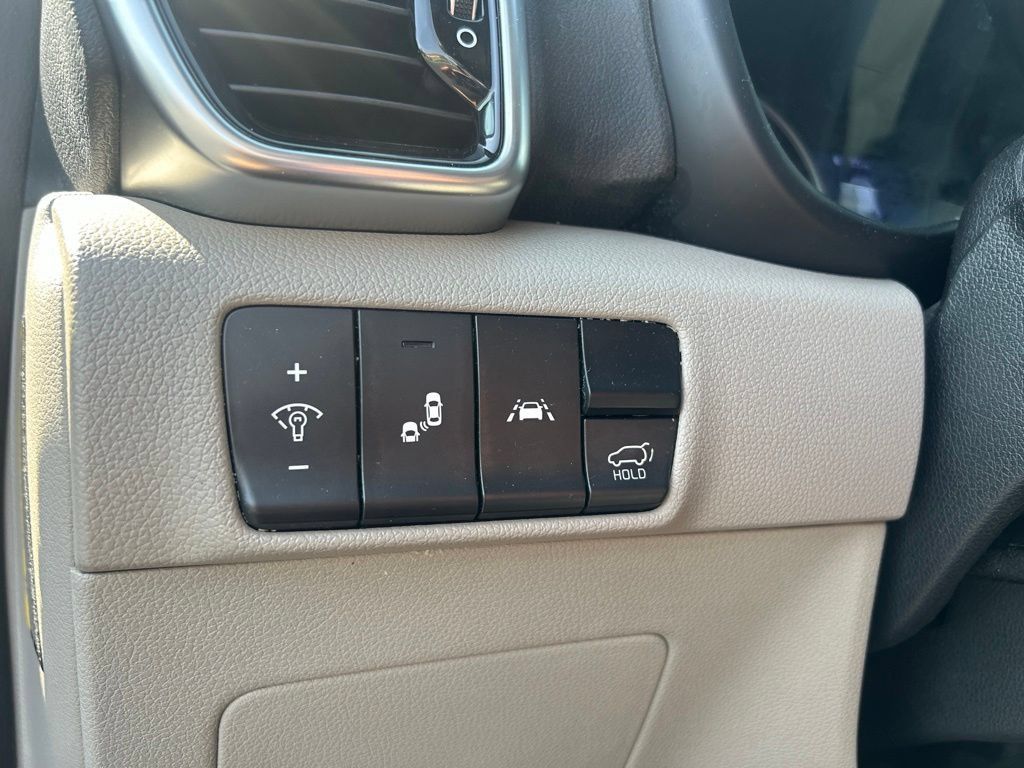 Used 2020 Kia Sportage EX FWD image 18