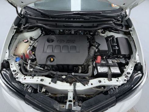 Used 2018 Toyota Corolla iM w/ Carpet Mat Package (TMS) image 18