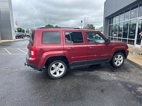 Used 2016 Jeep Patriot Latitude FWD image 5