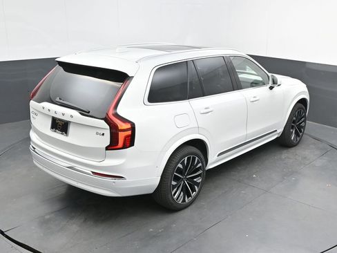 New 2026 Volvo XC90 B6 Ultra w/ Protection Package AWD/4WD image 27