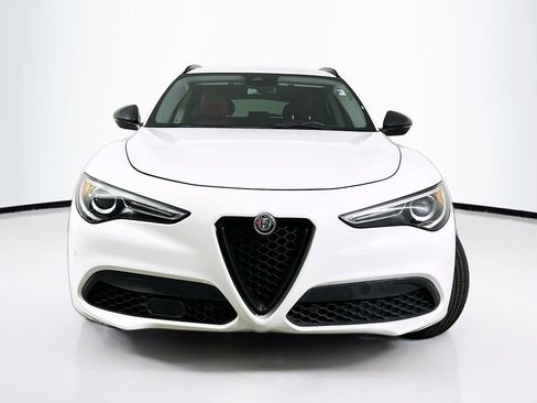 Used 2020 Alfa Romeo Stelvio Sport w/ Quick Order Package 22K Sport RWD image 5