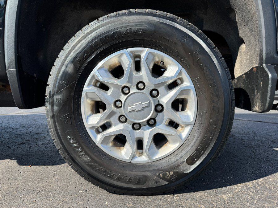 Used 2020 Chevrolet Silverado 2500 LT w/ True North Edition AWD/4WD image 13