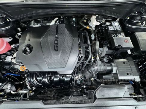 Certified 2025 Kia Sportage EX w/ Premium Package FWD image 12
