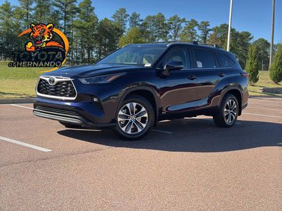 New 2025 Toyota Highlander XLE
