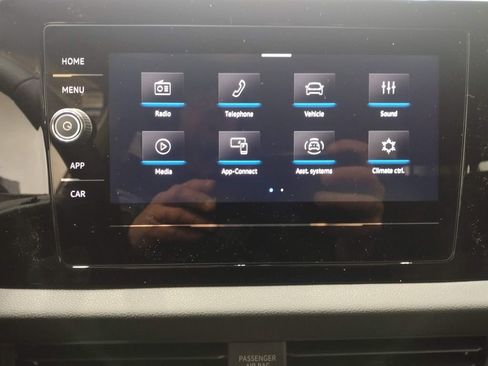 Used 2025 Volkswagen Jetta S image 24