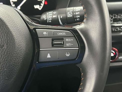 Used 2025 Honda HR-V Sport image 32