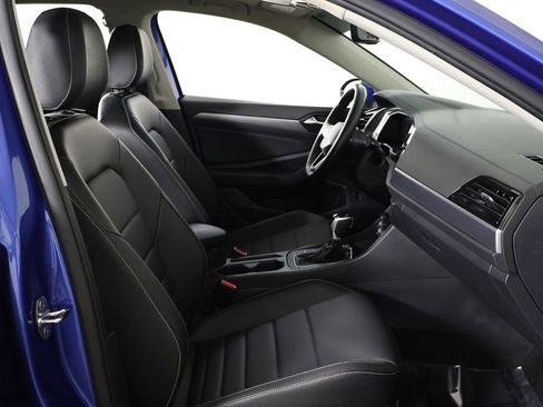 Used 2024 Volkswagen Jetta SE FWD image 32