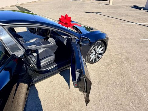 Used 2024 Tesla Model 3 Standard Range RWD image 34
