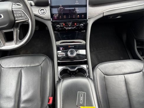 Used 2021 Jeep Grand Cherokee L Limited image 21