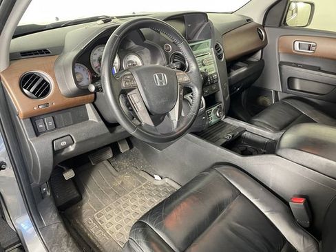 Used 2009 Honda Pilot Touring image 3