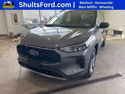 Used 2025 Ford Escape ST-Line AWD/4WD image 1