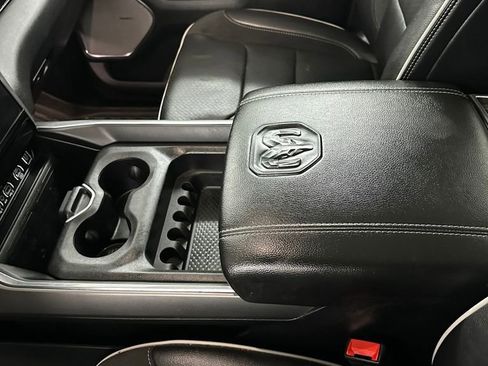 Used 2025 RAM 1500 Laramie w/ Night Edition AWD/4WD image 17