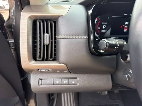 Used 2024 Nissan Pathfinder Platinum w/ Cargo Package FWD image 28