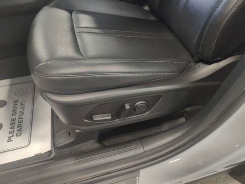 Used 2022 Kia Sorento SX image 33