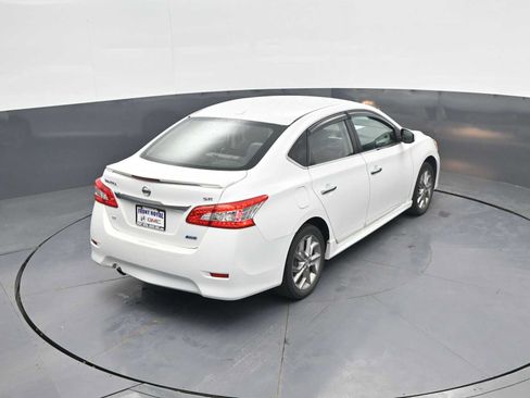 Used 2014 Nissan Sentra SR w/ SR Driver Package FWD image 28