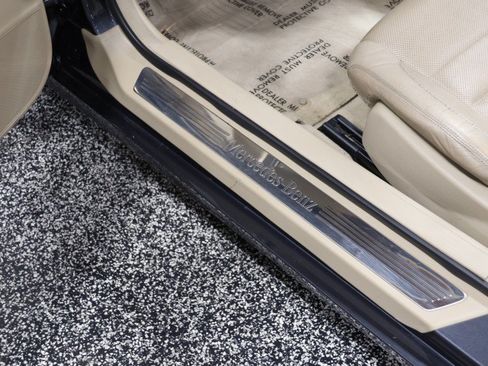 Used 2012 Mercedes-Benz E 350 Cabriolet w/ Premium 2 Pkg image 37
