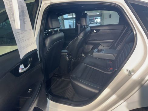 Used 2024 Kia Forte GT-Line w/ GT-Line Premium Package image 15