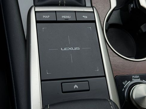 Certified 2022 Lexus RX 350L Premium w/ Premium Package AWD/4WD image 19