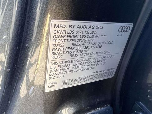 Used 2020 Audi Q8 Premium Plus w/ Premium Plus Package image 26