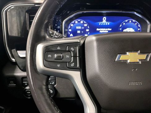 Used 2022 Chevrolet Silverado 1500 LT AWD/4WD image 22
