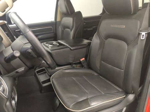 Used 2019 RAM 1500 Laramie image 17