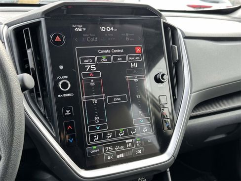 Used 2024 Subaru Crosstrek 2.0i Premium image 5