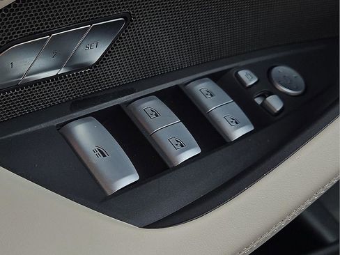 Used 2026 BMW M4 xDrive Competition AWD/4WD image 17