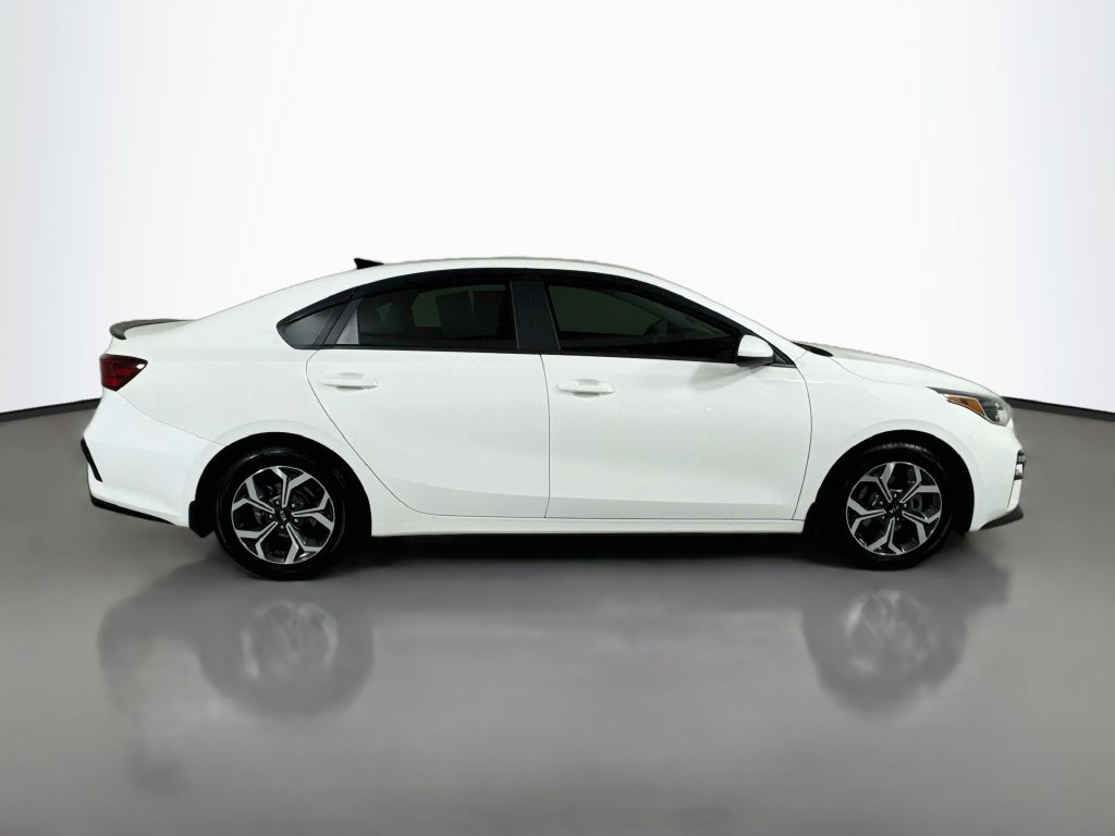 Used 2019 Kia Forte LXS FWD image 9