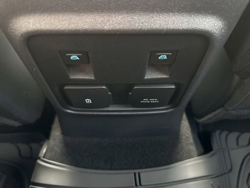 Used 2022 Ford Bronco Wildtrak AWD/4WD image 23