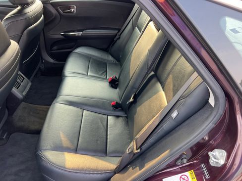 Used 2013 Toyota Avalon image 13