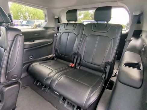 Certified 2023 Jeep Grand Cherokee L Limited AWD/4WD image 16