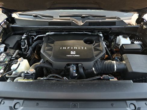 Used 2025 INFINITI QX80 Sensory image 24