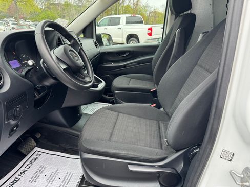Used 2020 Mercedes-Benz Metris image 9
