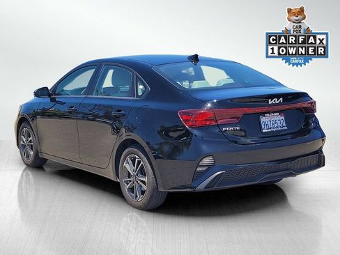 Used 2023 Kia Forte LXS w/ LXS Technology Package FWD image 6