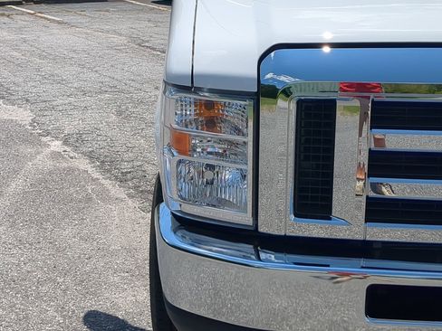 New 2026 Ford E-350 and Econoline 350 Super Duty w/ Power Equipment Group image 8