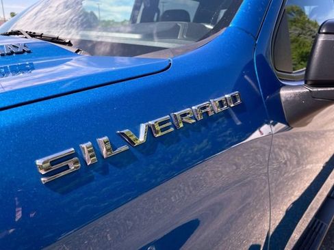 Used 2022 Chevrolet Silverado 1500 RST w/ Convenience Package II AWD/4WD image 32