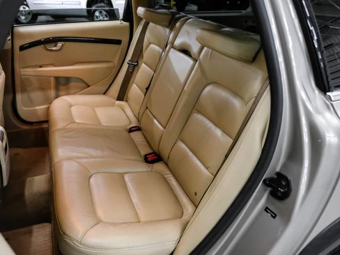 Used 2012 Volvo XC70 3.2 FWD image 38
