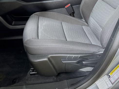 Used 2025 Chevrolet Equinox LT FWD image 21