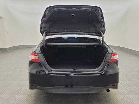 Used 2019 Toyota Camry LE w/ Carpet Mat Package FWD image 29