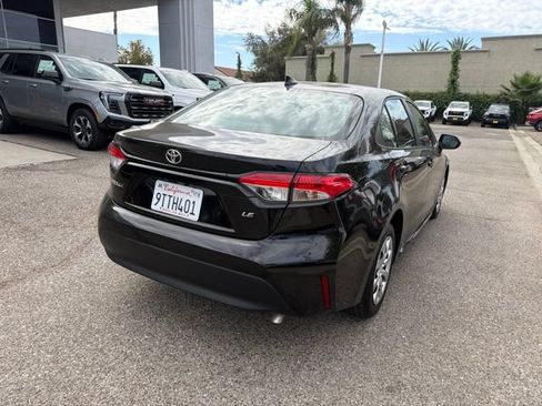 Used 2025 Toyota Corolla LE FWD image 7