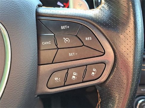 Used 2022 Dodge Durango R/T w/ Hemi Orange Plus Package image 20