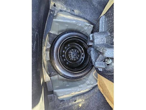 Used 2013 Honda Accord EX-L image 31