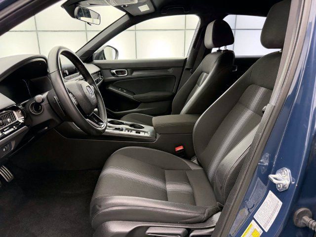 Used 2025 Honda Civic Sport image 17