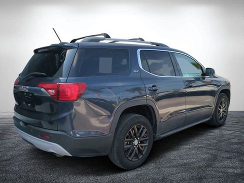 Used 2019 GMC Acadia SLT FWD image 3