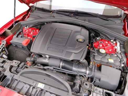 Used 2021 Jaguar F-PACE S image 9