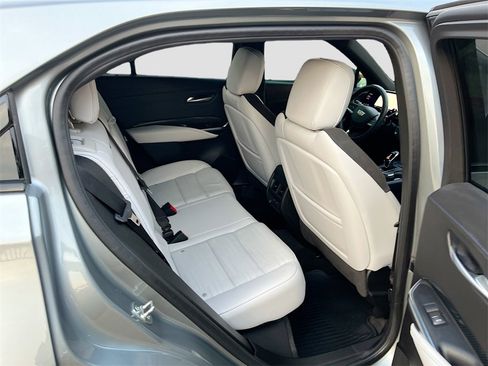 Used 2025 Cadillac XT4 Sport image 27