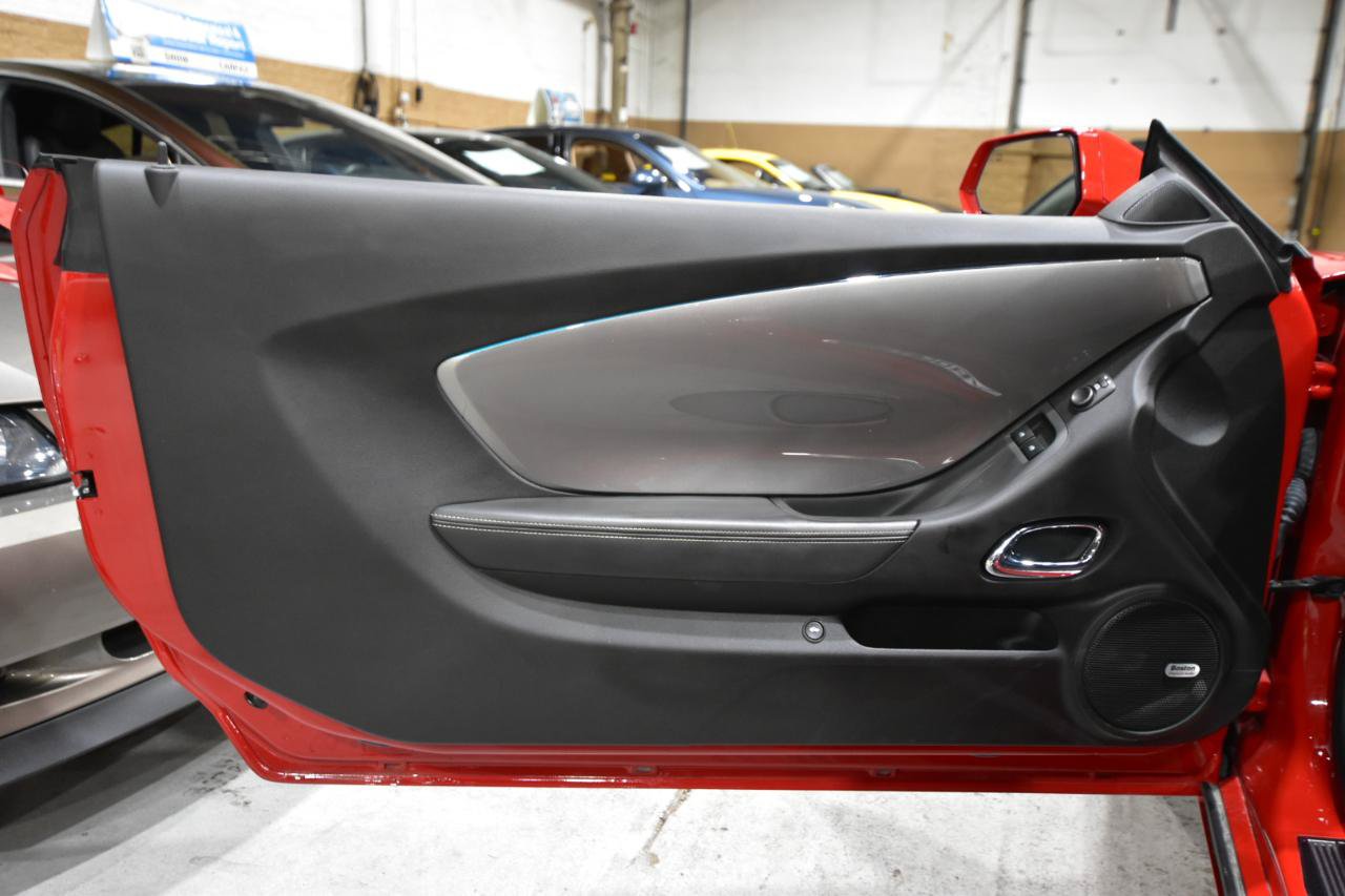 Used 2010 Chevrolet Camaro SS w/ RS Package RWD image 12