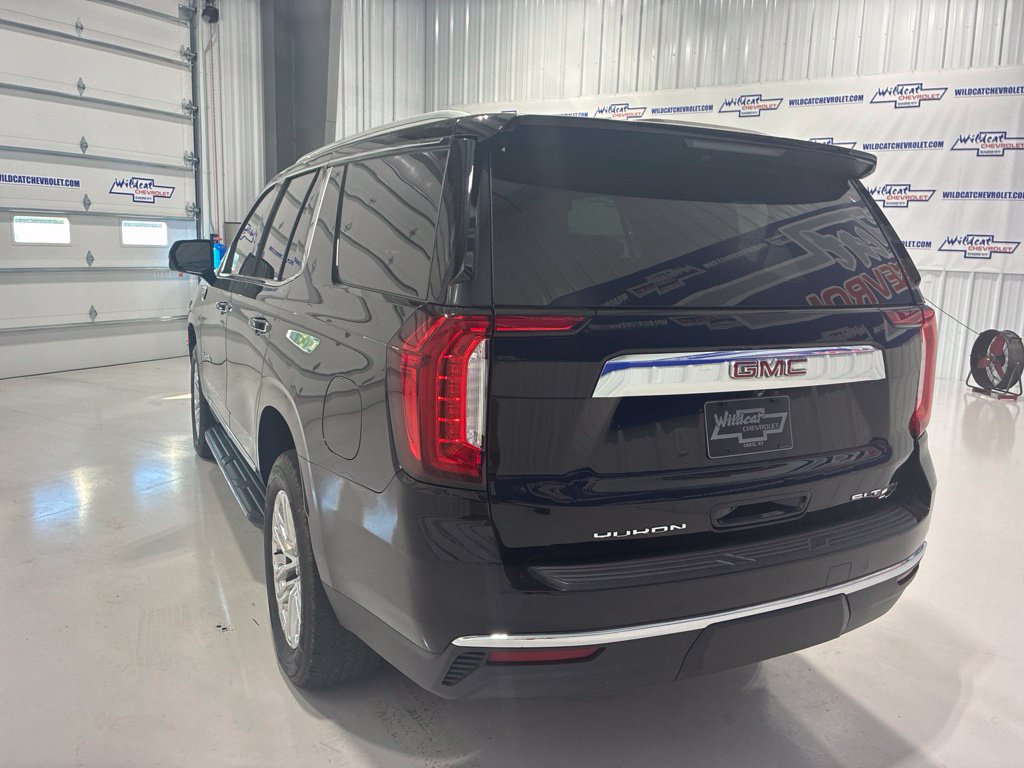 Used 2021 GMC Yukon SLT w/ SLT Premium Package AWD/4WD image 4