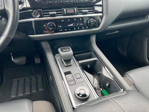 Certified 2023 Nissan Pathfinder SL image 15